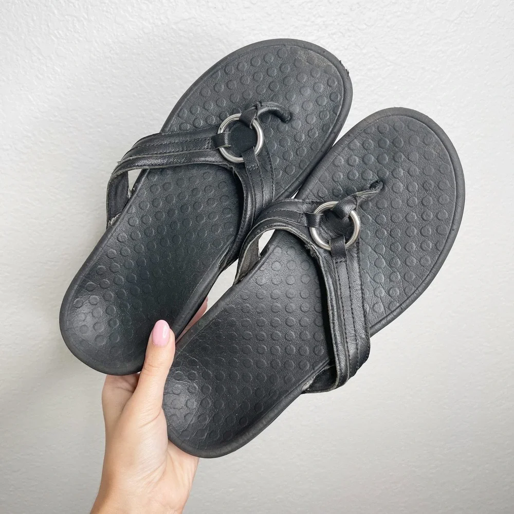 Vionic Orthaheel Black Leather Thong Sandals Silver Ring Orthotic Women 7